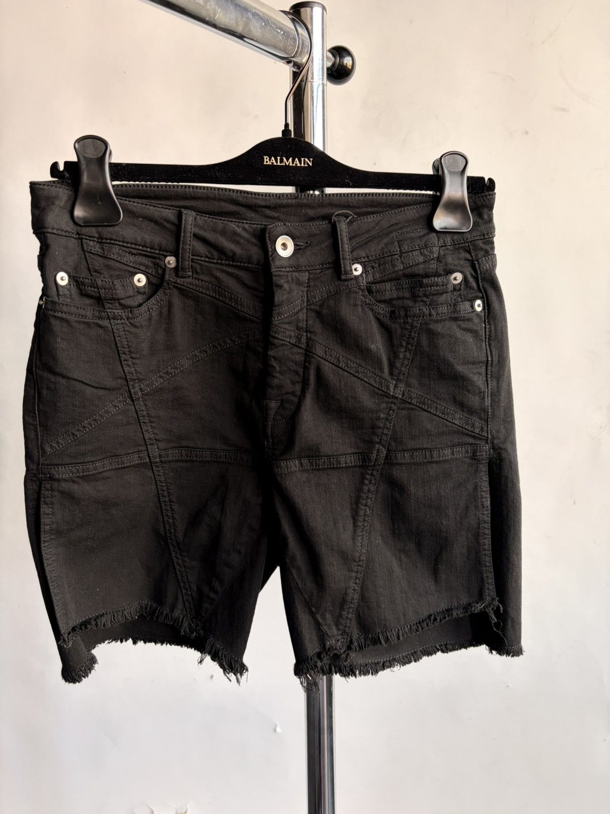 Rick Owens Rick Owens pentagram denim Shorts black Size US 29 - 1 Thumbnail