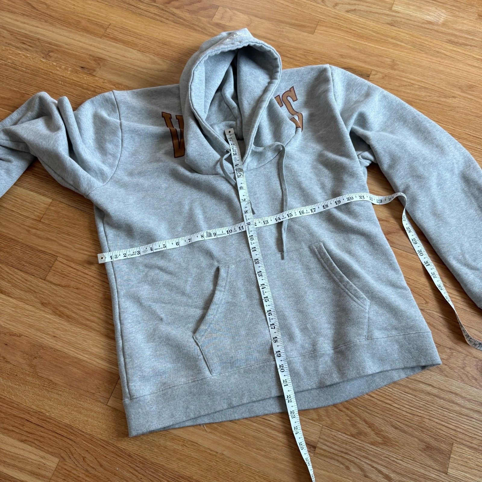Vetements VETEMENTS AW18 Misplaced Grey Heavyweight Hoodie Size M / US 6-8 / IT 42-44 - 2 Thumbnail