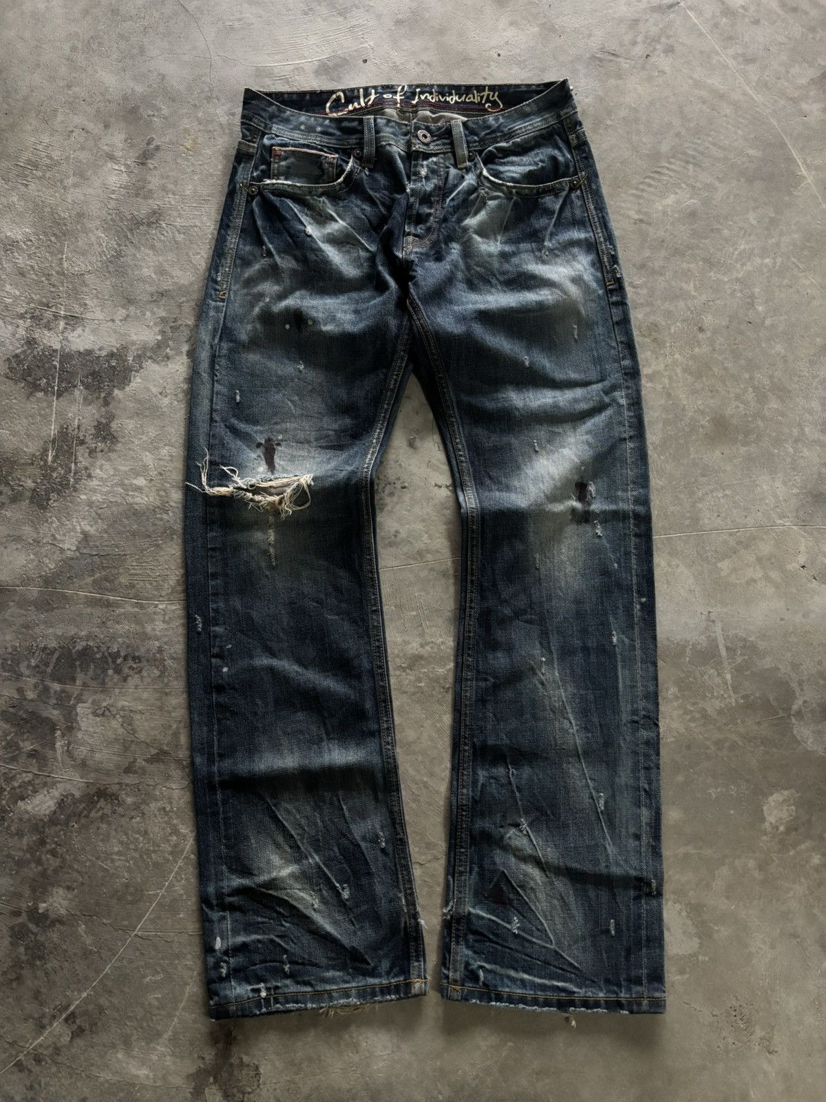 If Six Was Nine CULT OF INDIVIDUALITY japanese selvedge distressed semiflare Size US 32 / EU 48 - 1 Thumbnail