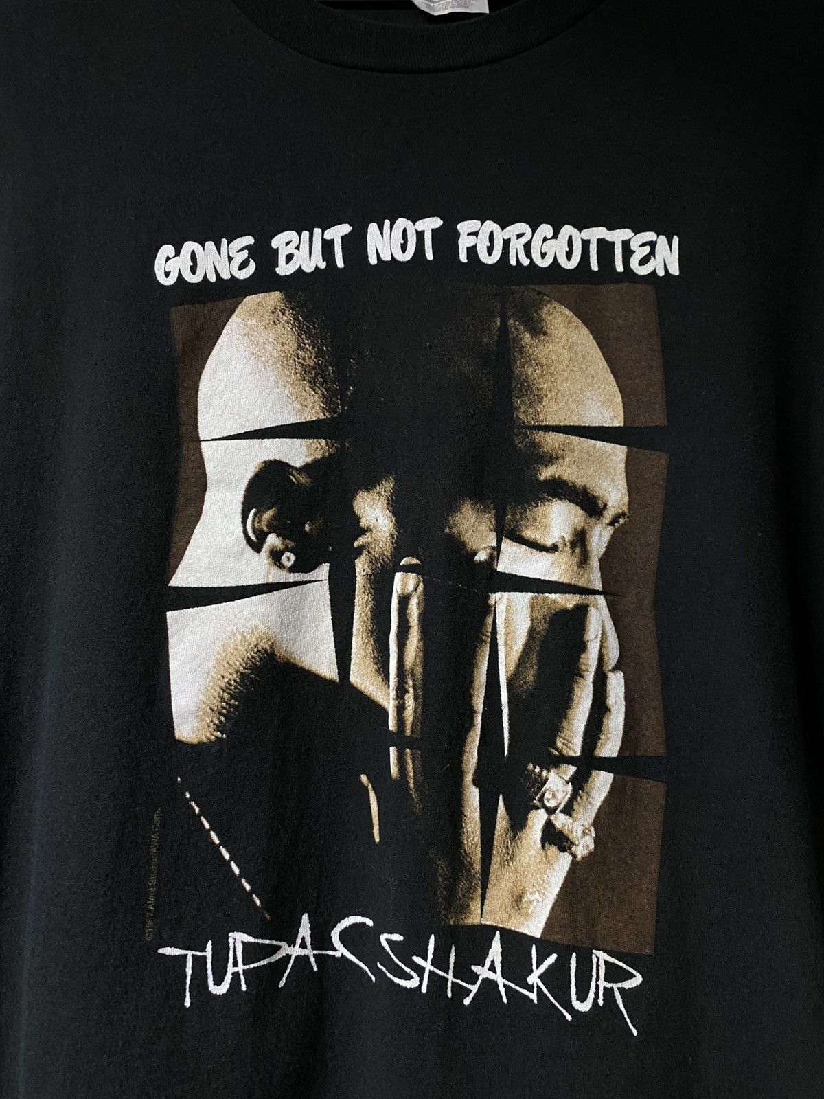 Vintage Vintage 90’s Tupac Rap T-Shirt Rare Memorial Tee Large Size US L / EU 52-54 / 3 - 5 Thumbnail