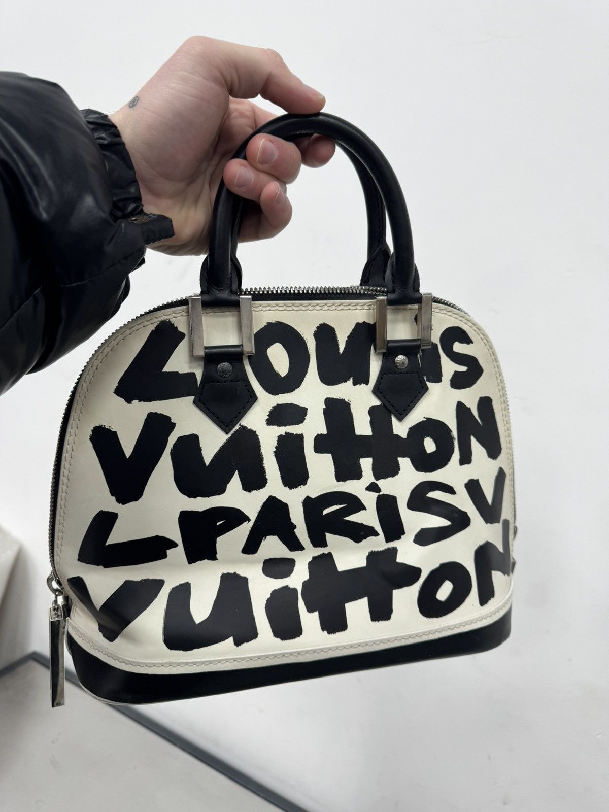 Louis Vuitton Louis Vuitton x Stephen Sprouse Graffiti alma bag 09 BA0051 Size ONE SIZE - 2 Thumbnail