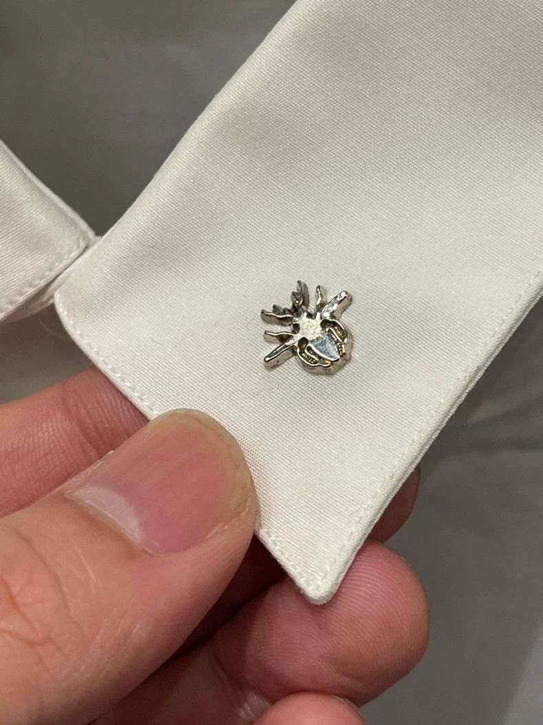 Dior Dior Size 39 Neck metal bee decoration shirt 2501-Nextarrow Size US XXS / EU 40 - 6 Thumbnail