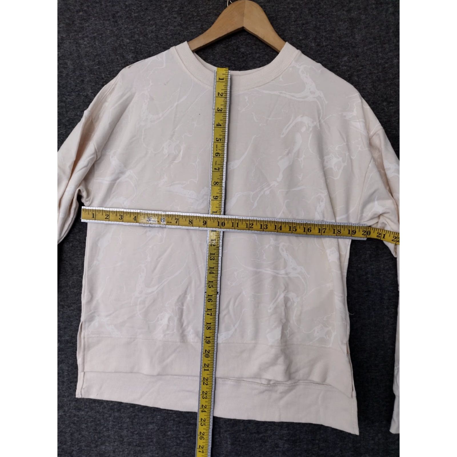 Vintage All in Motion Women's S Ivory Marble French Terry Crew Neck Sweatshirt Size S / US 4 / IT 40 - 4 Thumbnail