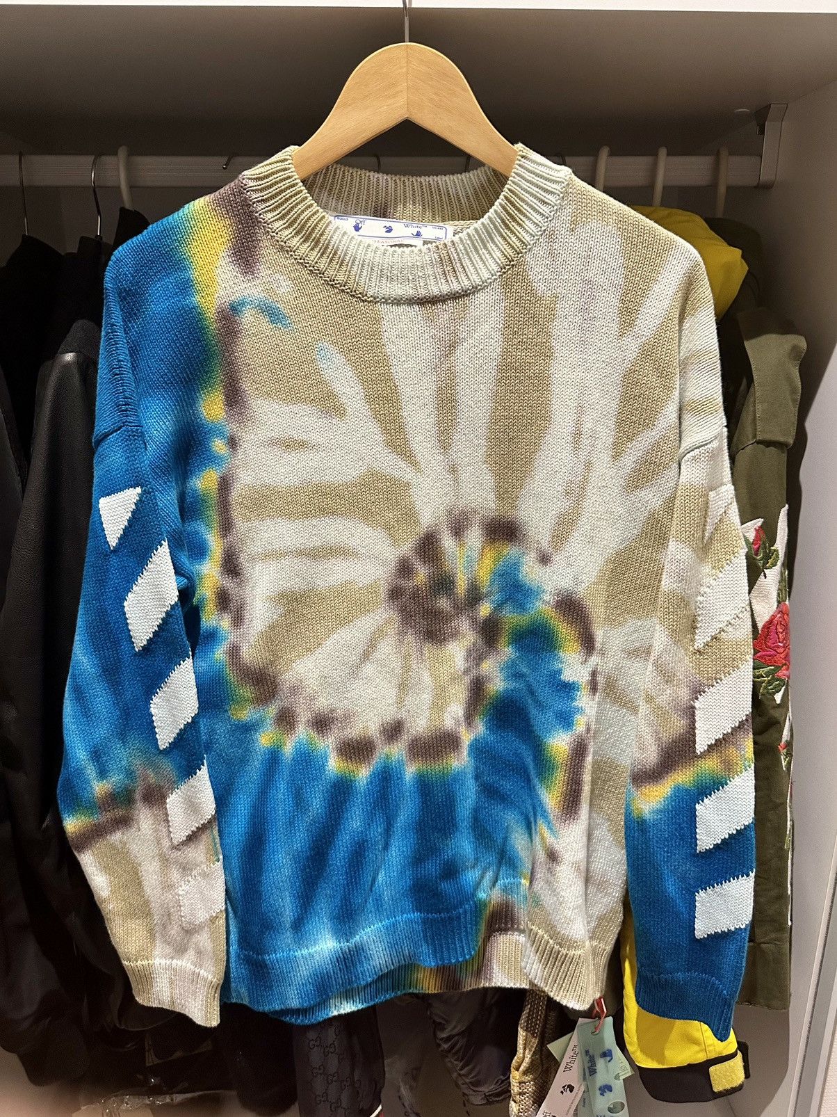 image of Off White Off-White Tue Dye Bone White Creneck in Mix, Men's (Size Small)