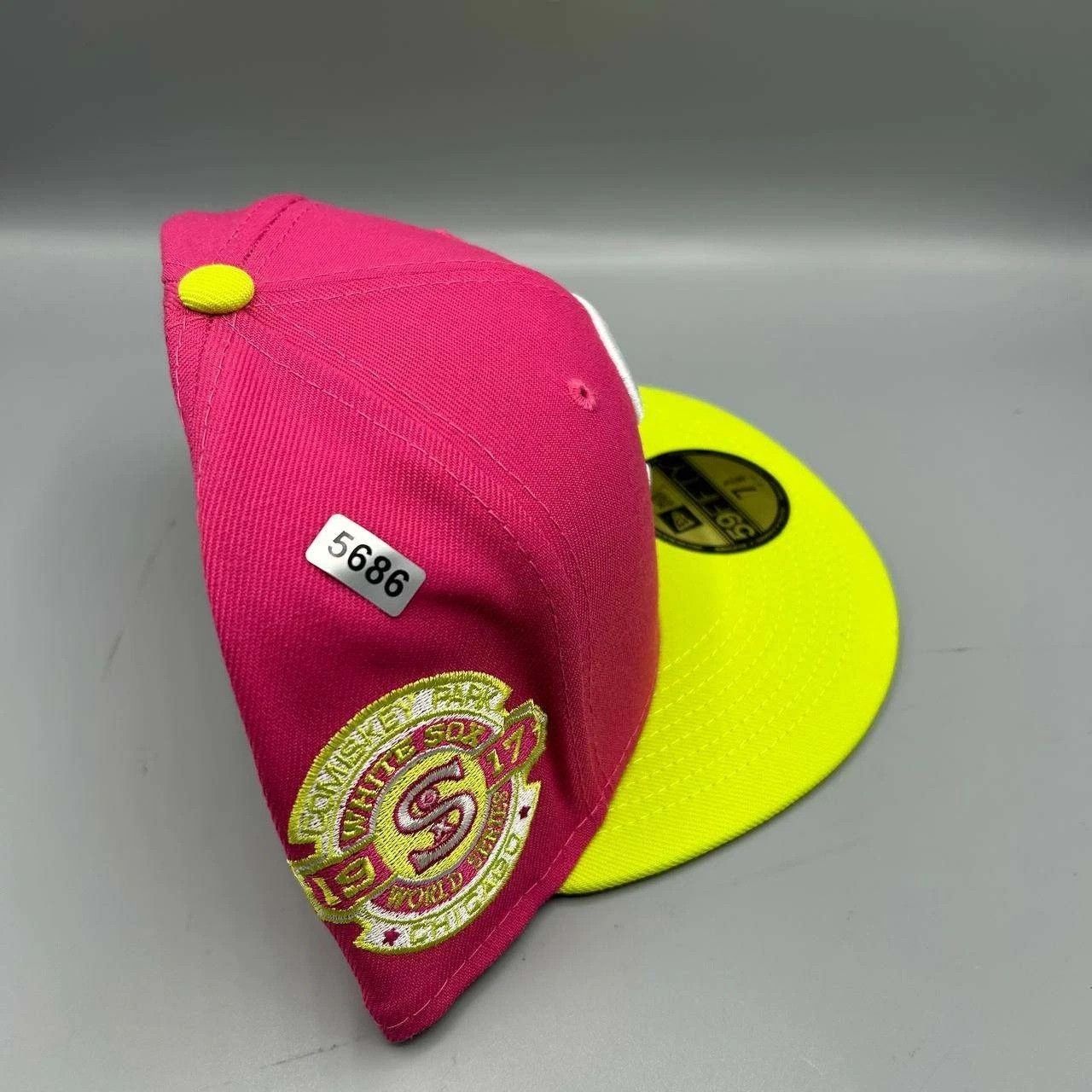 New Era Chicago White Sox Hat Men 7 3/8 Pink Yellow MLB Fitted Cap Size ONE SIZE - 9 Thumbnail