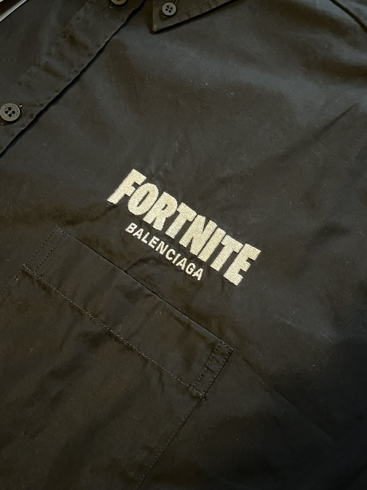 Balenciaga LIMITED Balenciaga x Fortnite 1/200 Button-Up Shirt Size US L / EU 52-54 / 3 - 2 Thumbnail