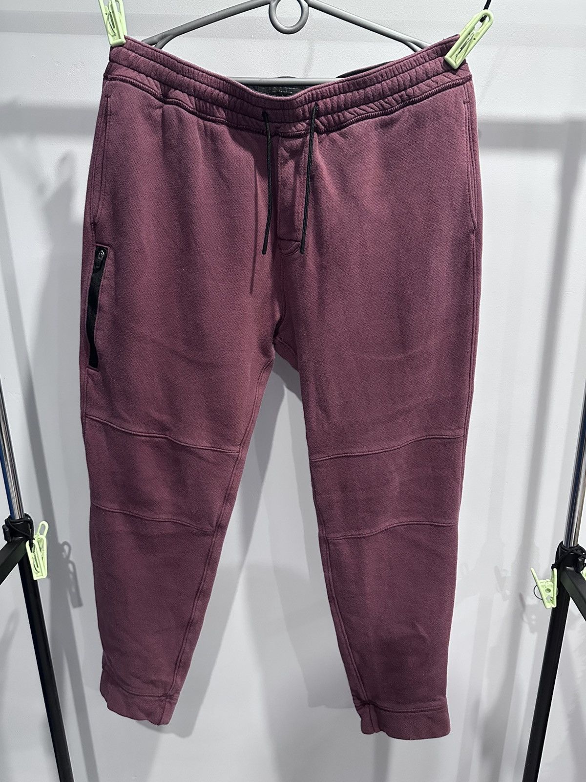 Abercrombie & Fitch × Japanese Brand Abercrombie Fitch Men Red Activewear Pants for Men Size US 38 / EU 54 - 1 Thumbnail