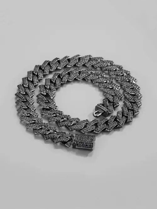 VIBE Retro Punk Rhinestone Silver Chain Necklace Black Size ONE SIZE - 3 Thumbnail
