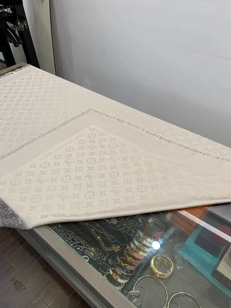 Louis Vuitton Louis Vuitton Grey Monogram Silk Scarf- Size ONE SIZE - 4 Thumbnail