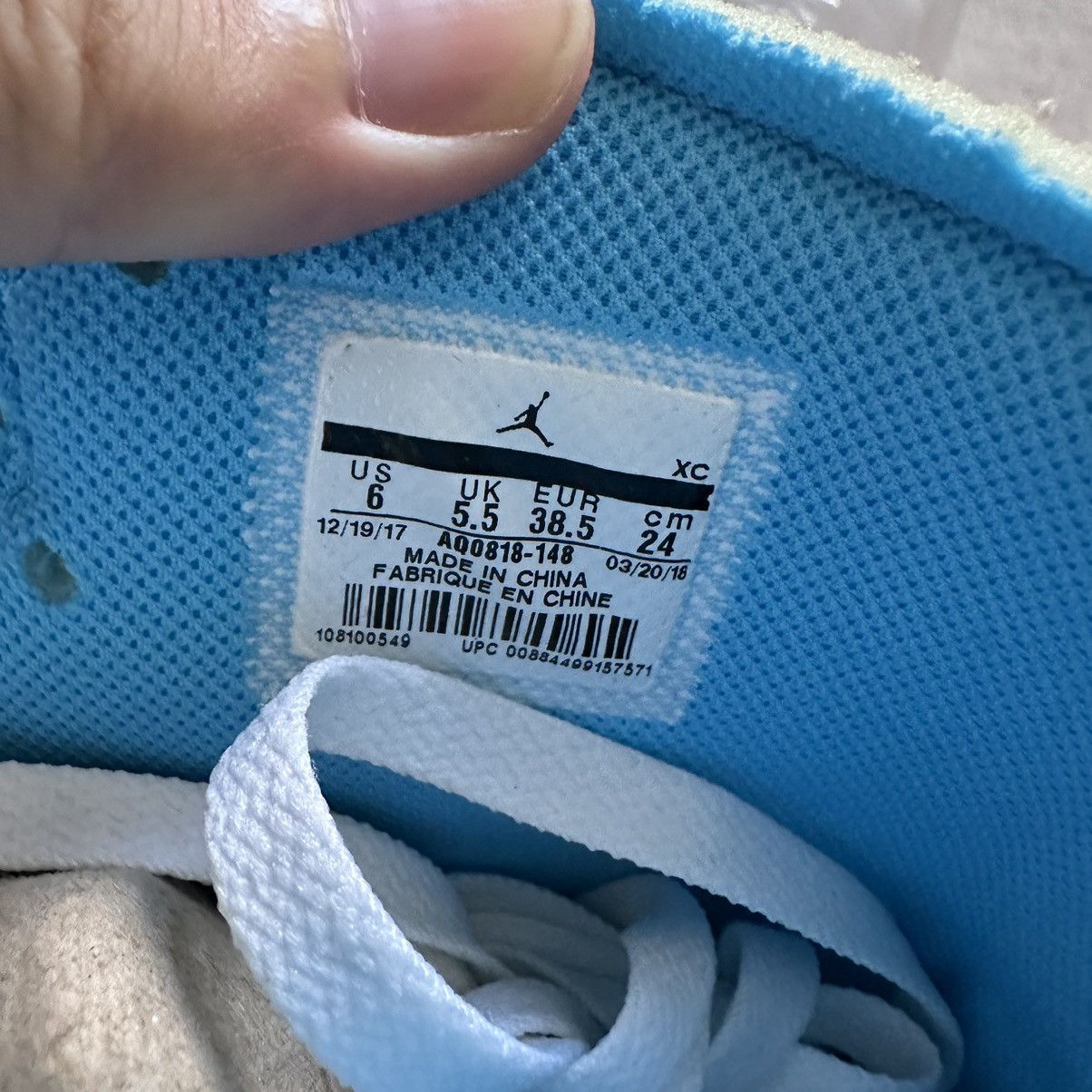 Jordan Brand × Off-White × Virgil Abloh Jordan 1 Retro High Off-White University Blue Size US 7.5 / IT 37.5 - 12 Thumbnail