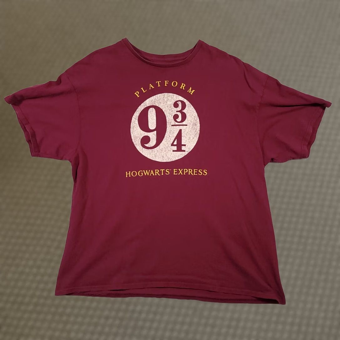 Vintage Harry Potter Hogwarts Express Platform 9 3/4 T shirt Mens 2XL Red Marroon Size US XXL / EU 58 / 5 - 1 Thumbnail