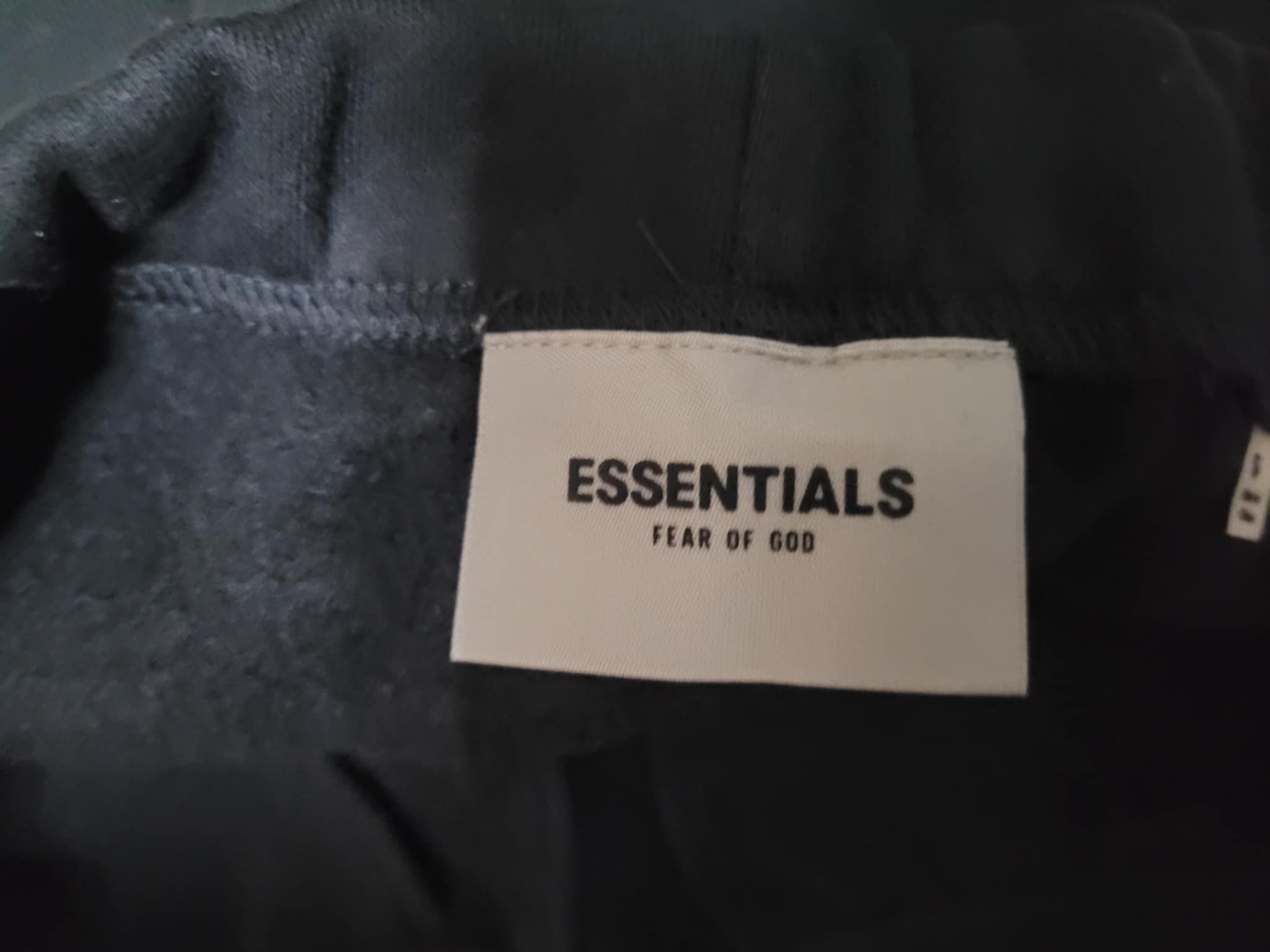 Fear of God sz S Fear of god essential black sweatpants Size US 30 / EU 46 - 14 Thumbnail
