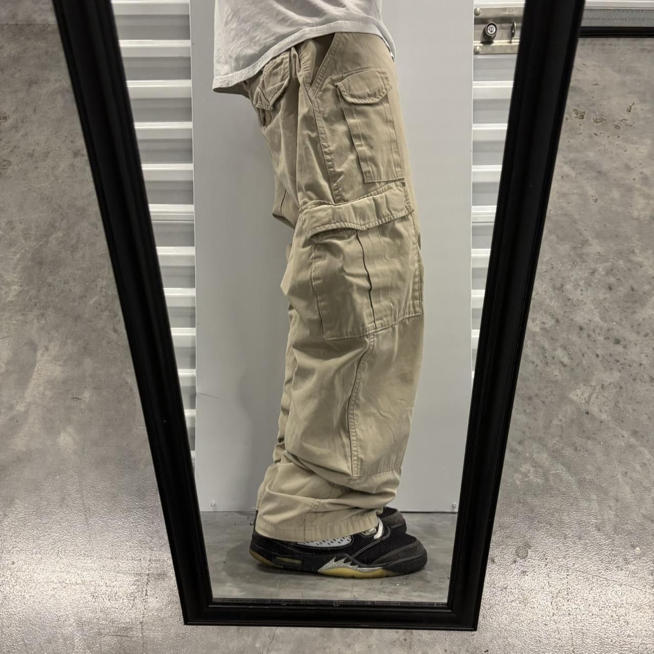 Japanese Brand × Vintage Crazy Vintage Y2K/2000s Baggy Cream Skater Cargo Pants! Size US 34 / EU 50 - 2 Thumbnail
