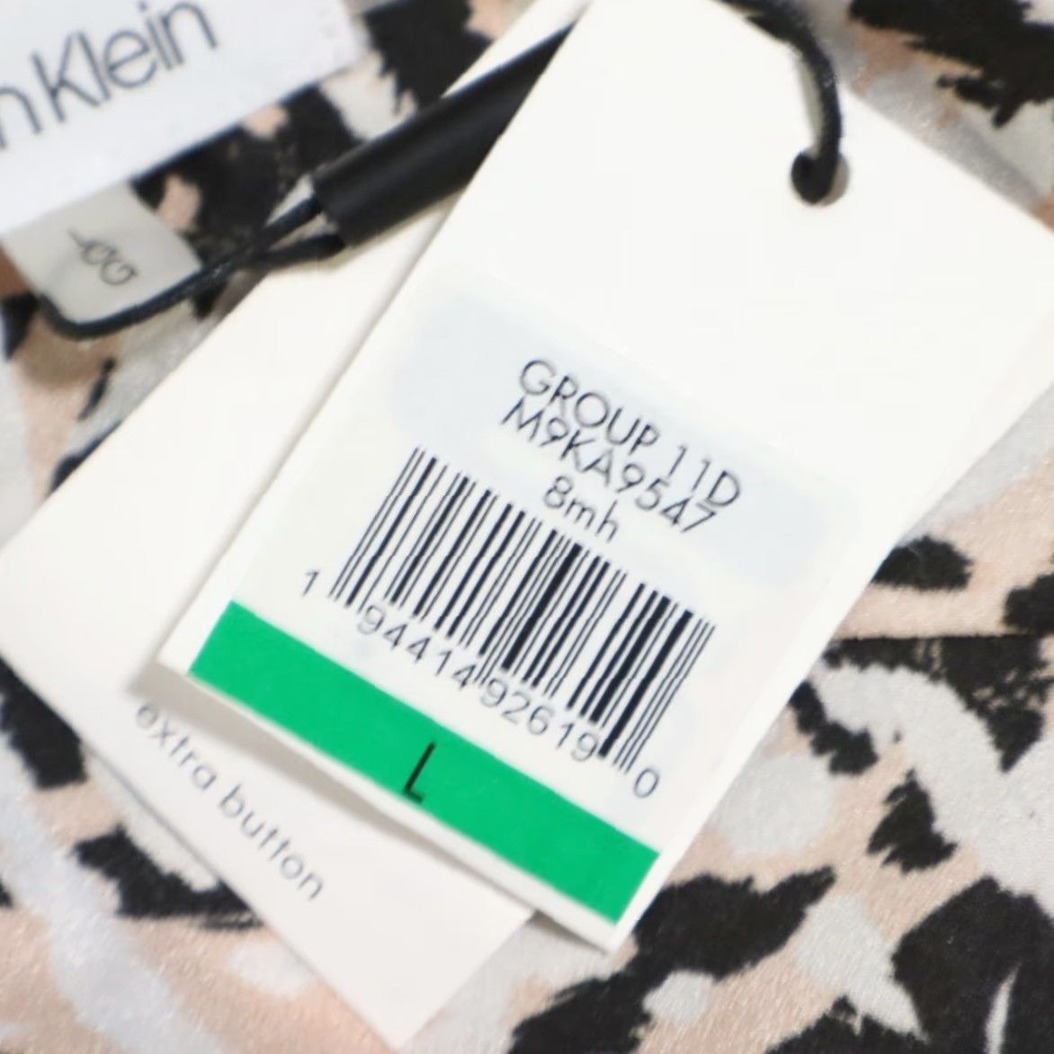 Calvin Klein Calvin Klein Shirt Womens L Tunic Aminal Print Long Sleeve Button Up Shirt - Multi-Colored, Crew Neck, Regular Fit, Polyester, Adult Women Size L / US 10 / IT 46 - 6 Thumbnail