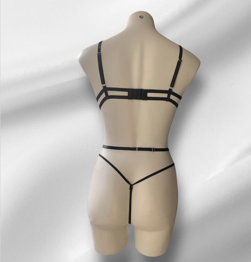 Designer NWT Black Bustier Bra Thong Lingerie Set Embroidered Lace Size ONE SIZE - 5 Thumbnail