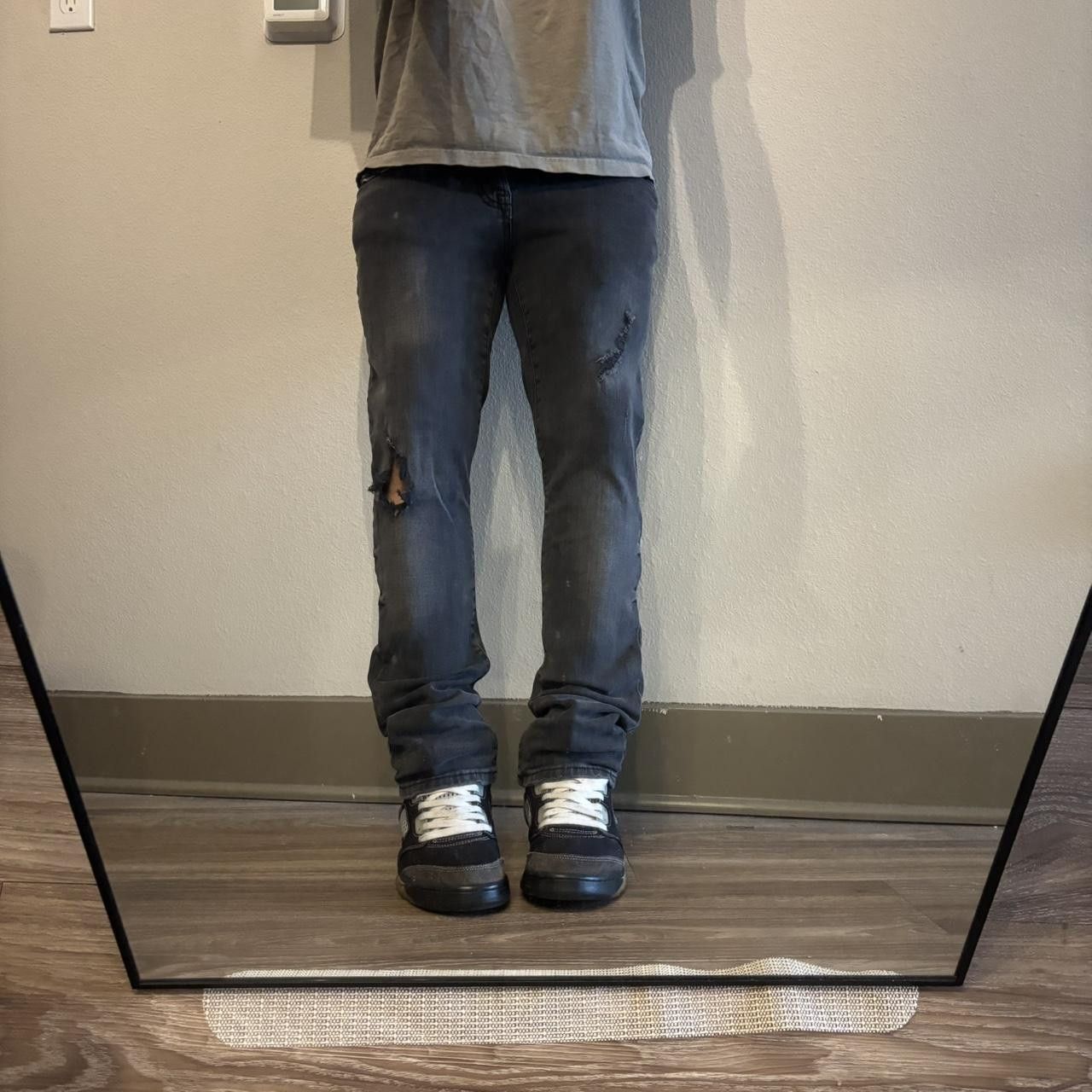Vintage Crazy Vintage Y2K/20000s Grunge Faded Distressed Skinny Denim Jeans! 29x29 Size US 29 - 1 Thumbnail