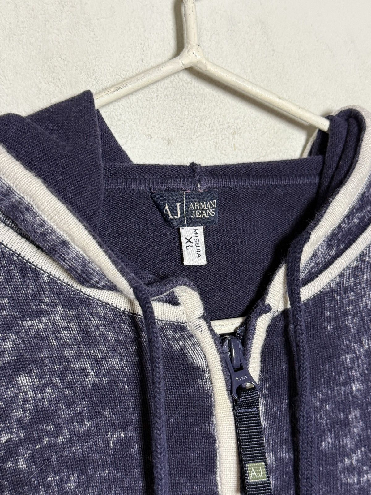 Giorgio Armani Armani Jeans zip hoodie in a washed navy tone hand corrosion Size US L / EU 52-54 / 3 - 6 Thumbnail
