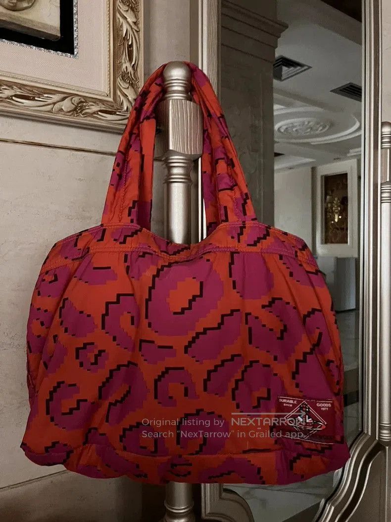 Vivienne Westwood Kitty cat discontinued famous vivienne Westwood