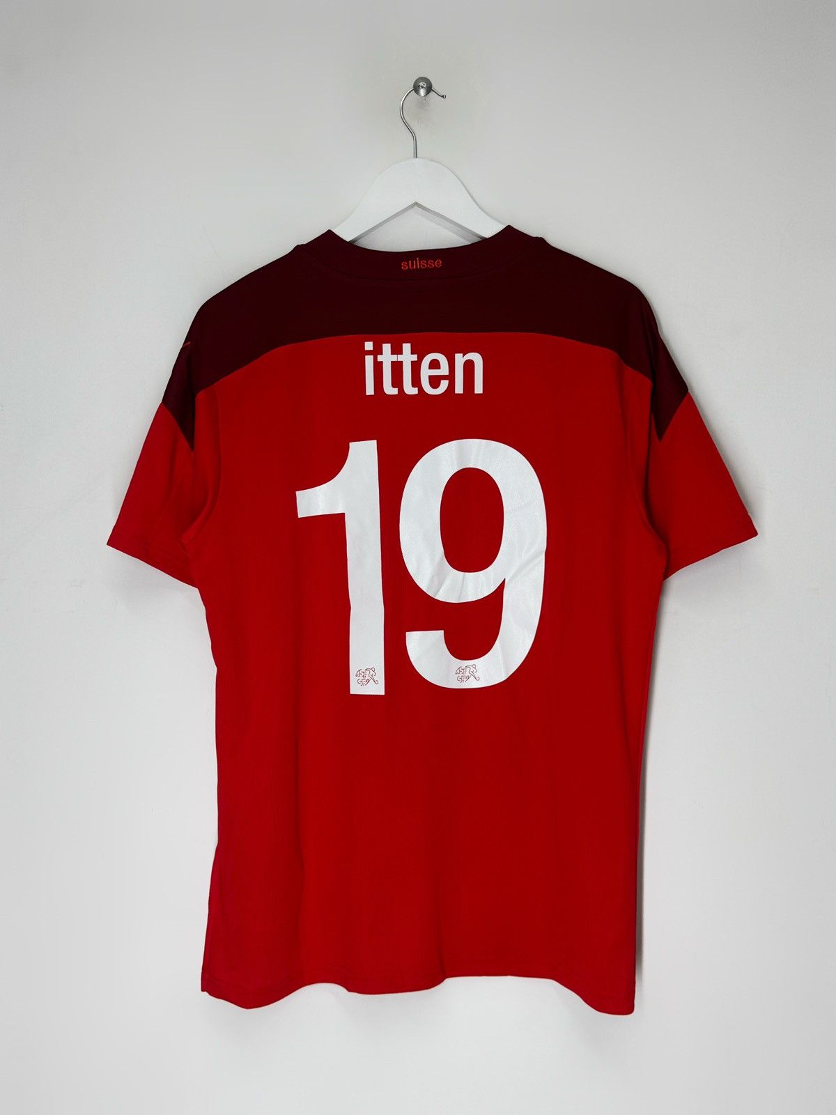 Puma #19 Itten Switzerland 2020/21 Home Puma Football Shirt Size US L / EU 52-54 / 3 - 3 Thumbnail