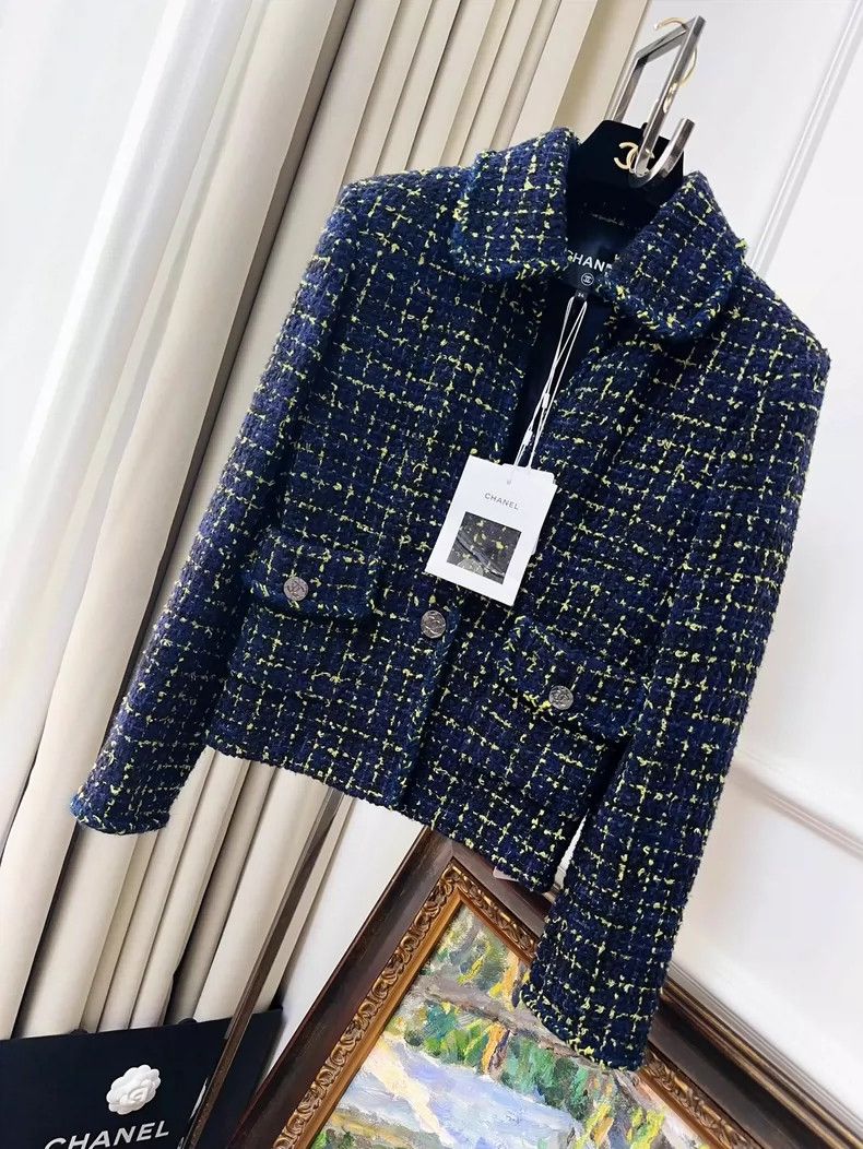 Chanel Chanel 22B blue and yellow plaid tweed jacket Size XXS / US 00 / IT 34 - 1 Thumbnail