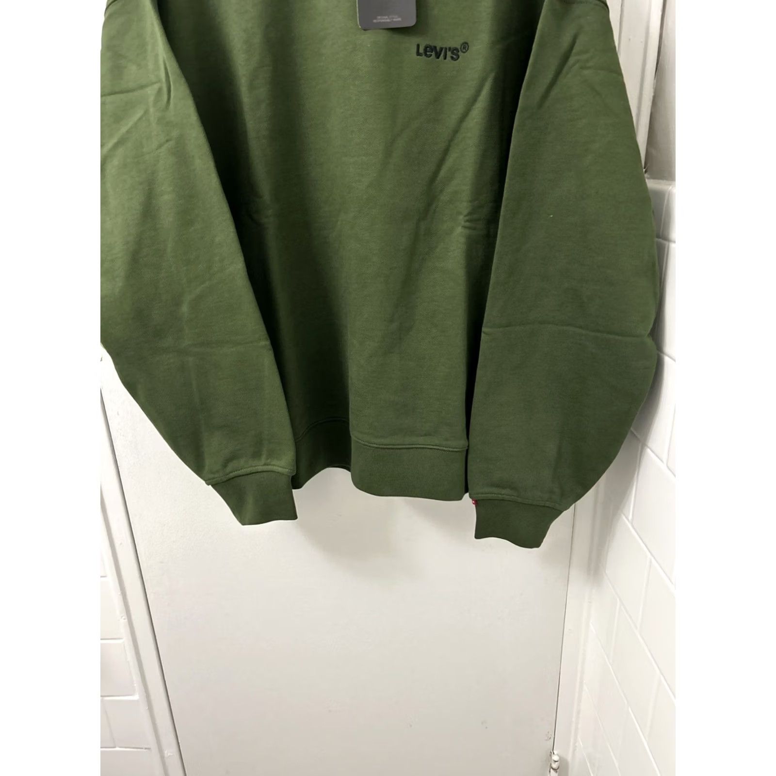 Levi's VINTAGE Levi's Crewneck Mens S Green Sweatshirt Pullover Embroidered Logo L/S Size US S / EU 44-46 / 1 - 3 Thumbnail