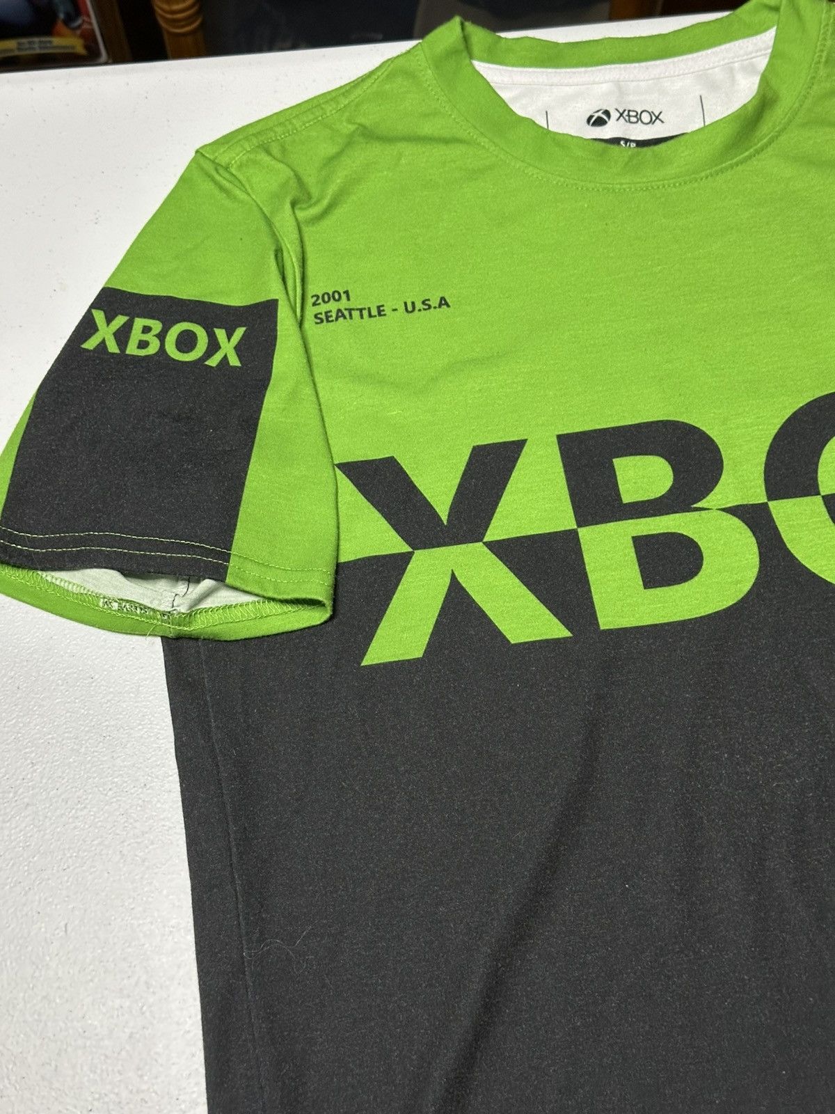 Vintage Xbox "Meta Threads" promotional retro gaming T-shirt. Size US S / EU 44-46 / 1 - 2 Thumbnail