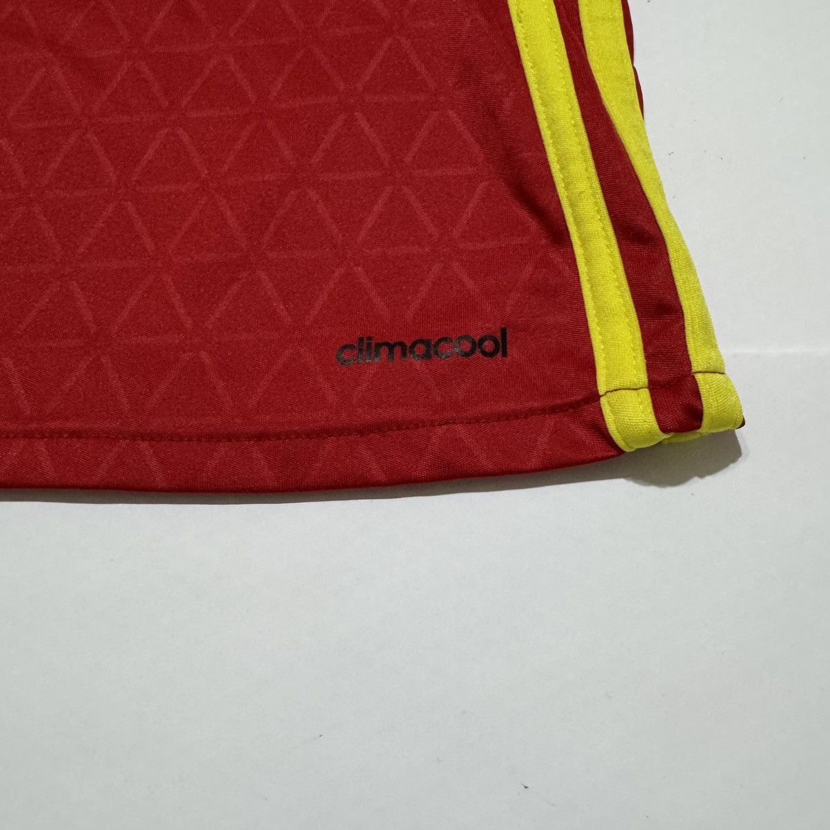 Adidas Adidas Spain National Team 2015/16 Home Soccer Shirt Jersey Size US XS / EU 42 / 0 - 4 Thumbnail