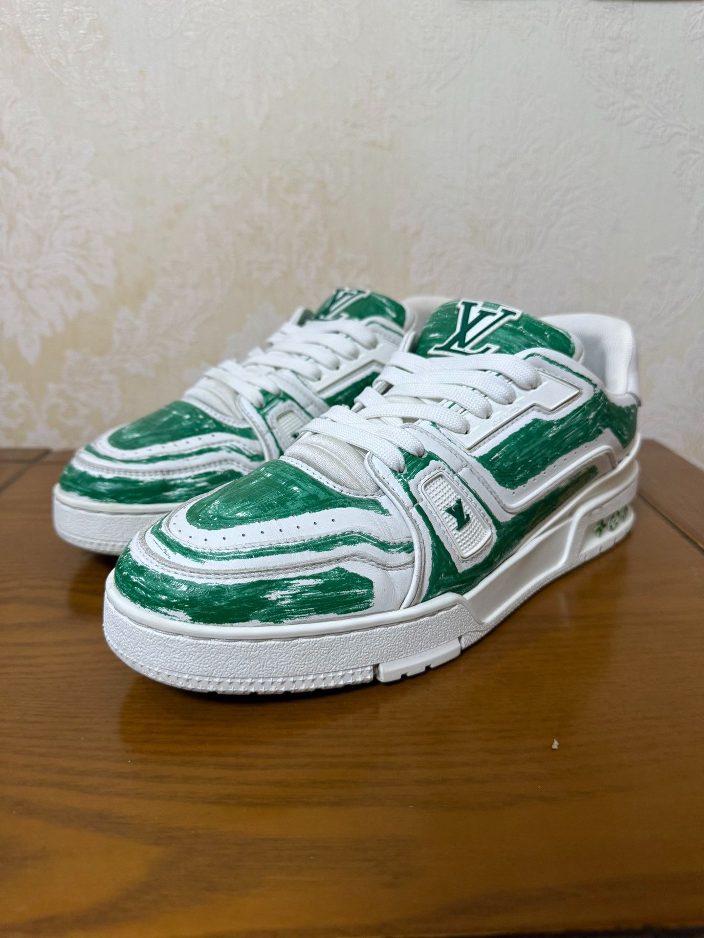 Louis Vuitton Louis Vuitton Training Green Lowtop Sneakers 41 Men Size US 8.5 / EU 41-42 - 1 Thumbnail