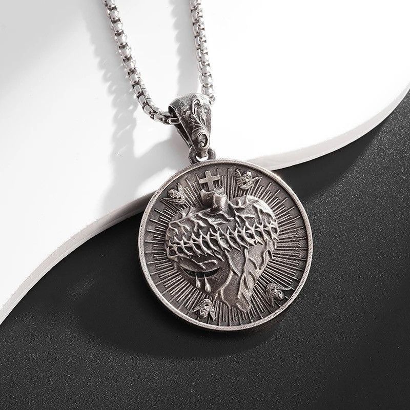 Jewelry Retro Gothic Cross Heart Medal Pendant Necklace Size ONE SIZE - 6 Thumbnail