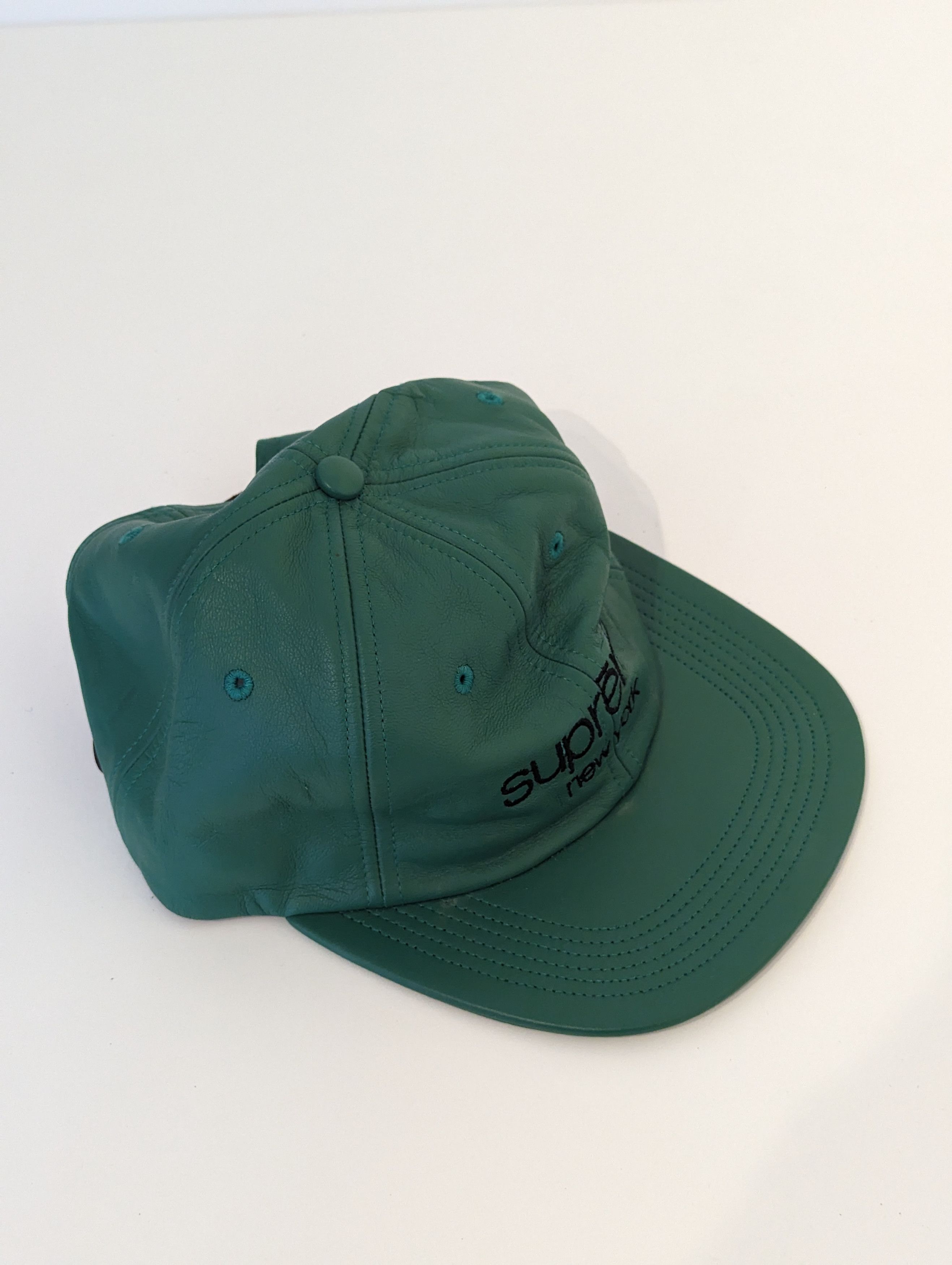 Supreme Supreme Leather Classic Logo 6-Panel Green Size ONE SIZE - 2 Thumbnail