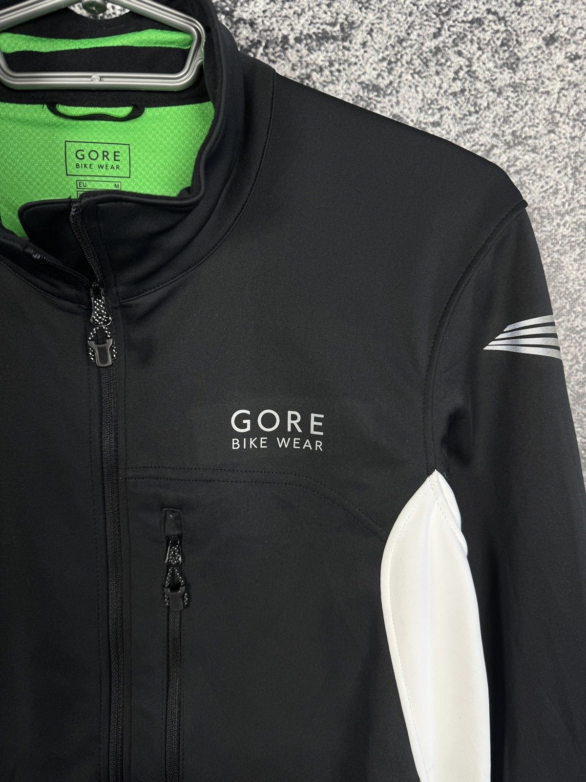 GOREWEAR Gore Bike Wear Windstopper Soft Shell Cycling Jacket Size M Size US M / EU 48-50 / 2 - 6 Thumbnail