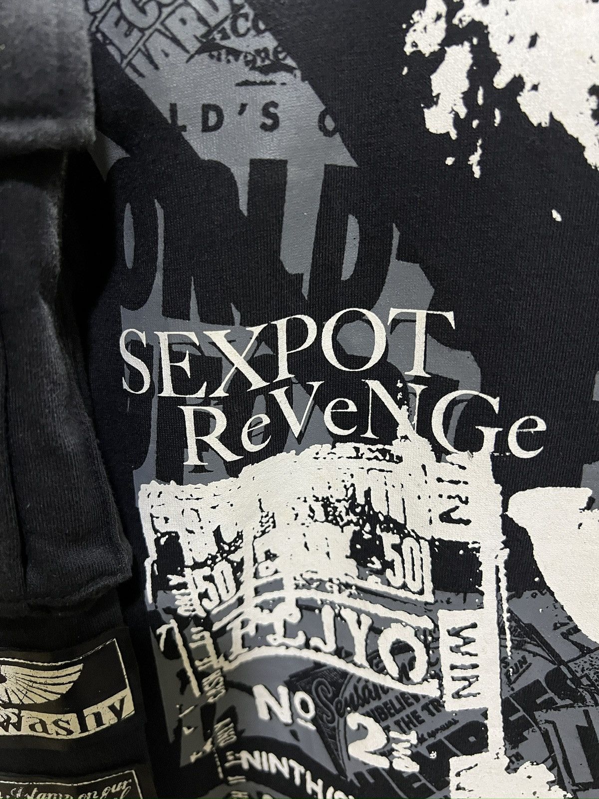 Japanese Brand SexPotRevenge 🇯🇵 Punk Skulls Goth Black Half Zipper Long Size US M / EU 48-50 / 2 - 7 Thumbnail