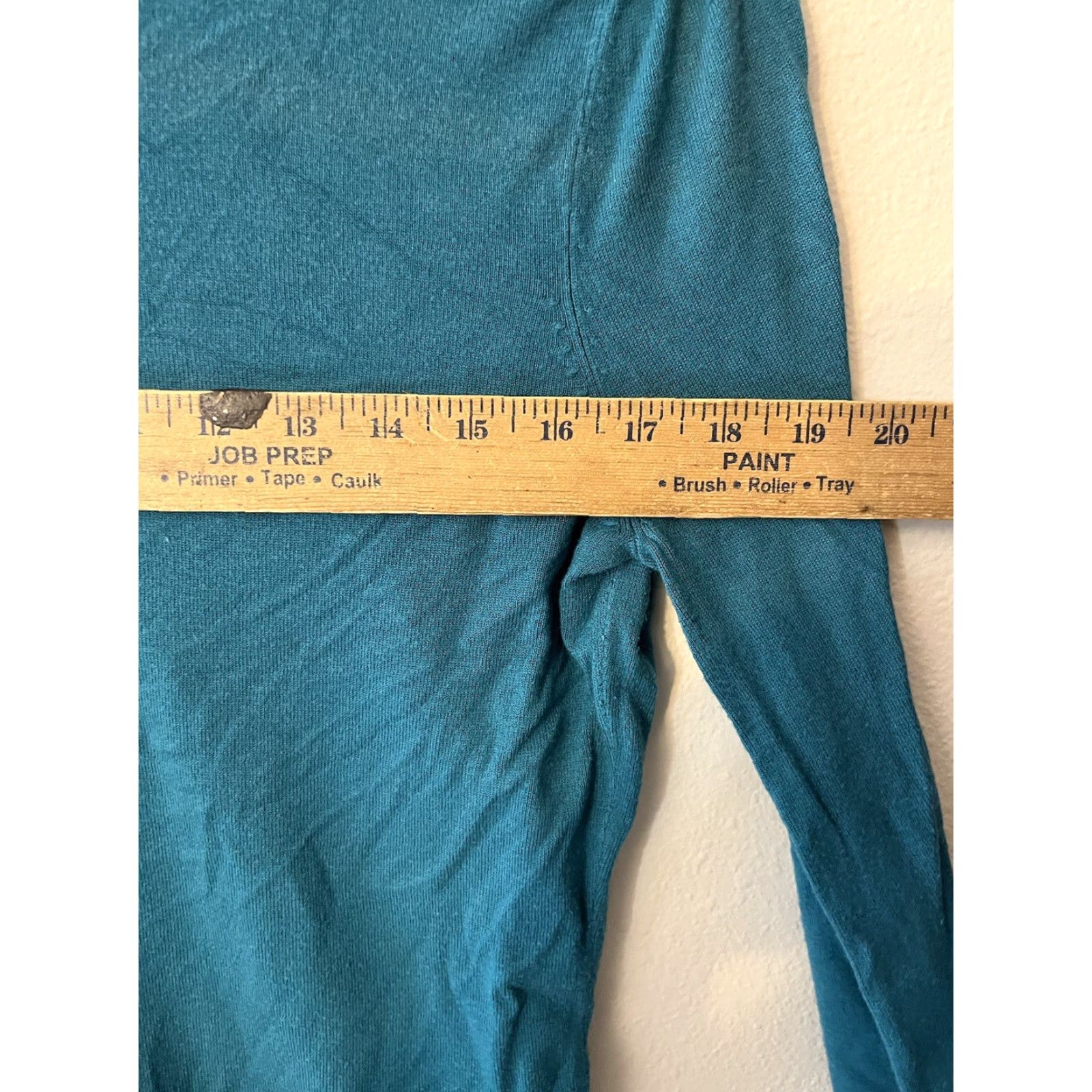Express Express Women’s Blue Knit Pullover Sweater Long Sleeve V-Neck Medium Casual All Seasons Size M / US 6-8 / IT 42-44 - 5 Thumbnail