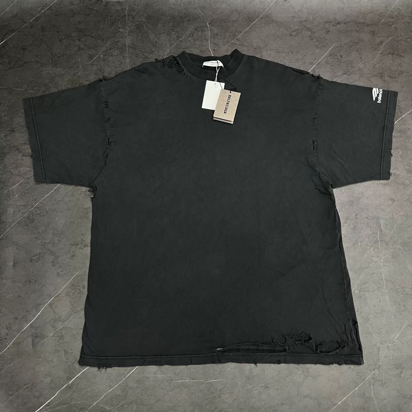 Balenciaga Balenciaga Red T-Shirt 22 Men Size US XS / EU 42 / 0 - 1 Thumbnail