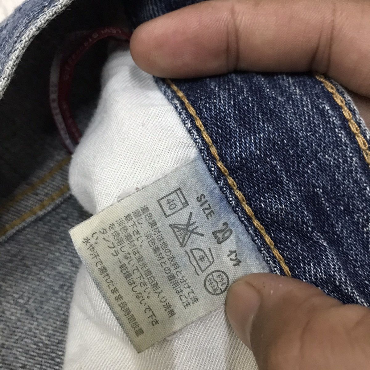 Levi's Vintage Clothing Vintage Levis Lot 613 Skinny Leg Distressed Denim Jeans Size US 29 - 14 Thumbnail
