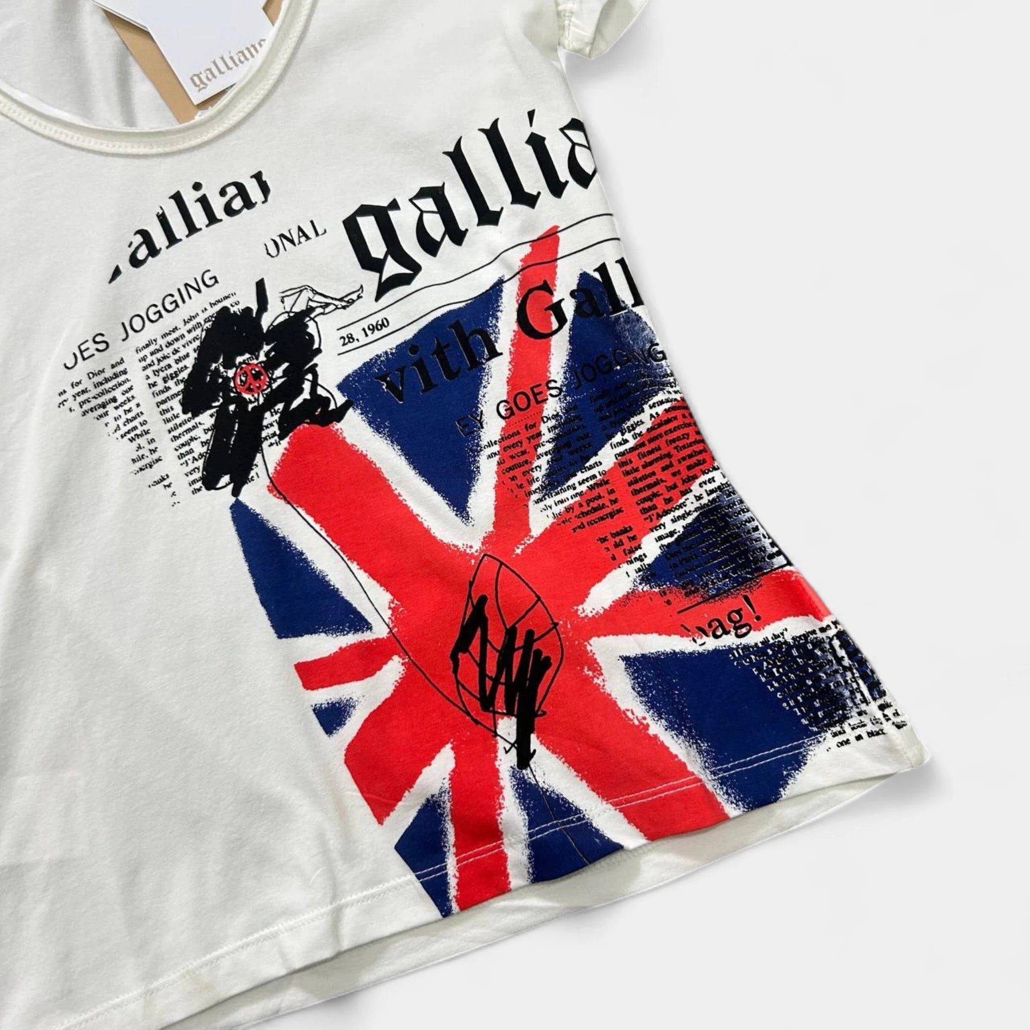 Other Galliano UK Newspaper T-Shirt Size S / US 4 / IT 40 - 2 Thumbnail