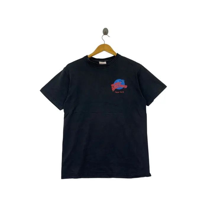 Vintage Vintage 90’ PLANET HOLLYWOOD NEW YORK Store Tee Shirt Size S / US 4 / IT 40 - 1 Thumbnail