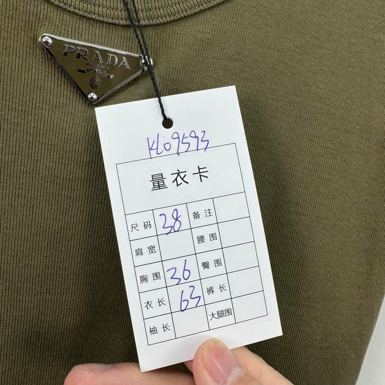 Prada Prada 24 new triangle steel standard vest Size XS / US 0-2 / IT 36-38 - 9 Thumbnail