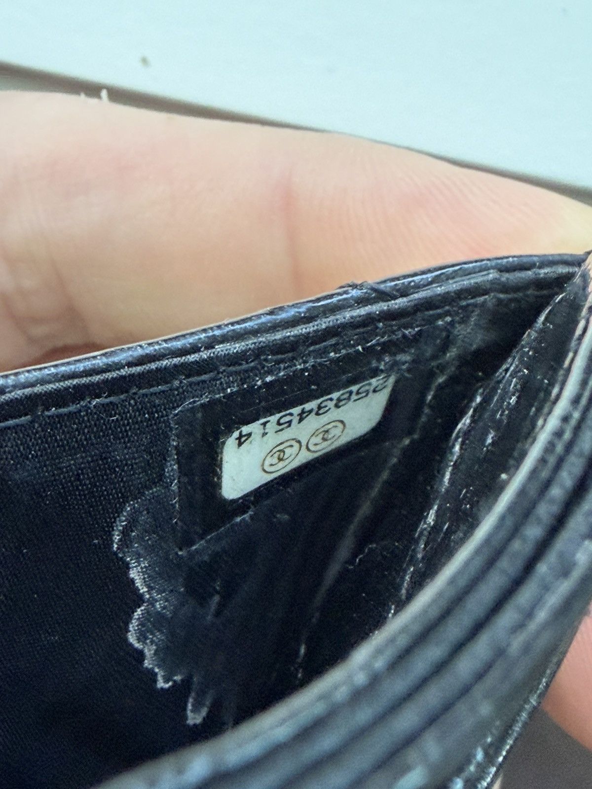 Chanel Chanel Patent Black Cardholder Size ONE SIZE - 9 Thumbnail