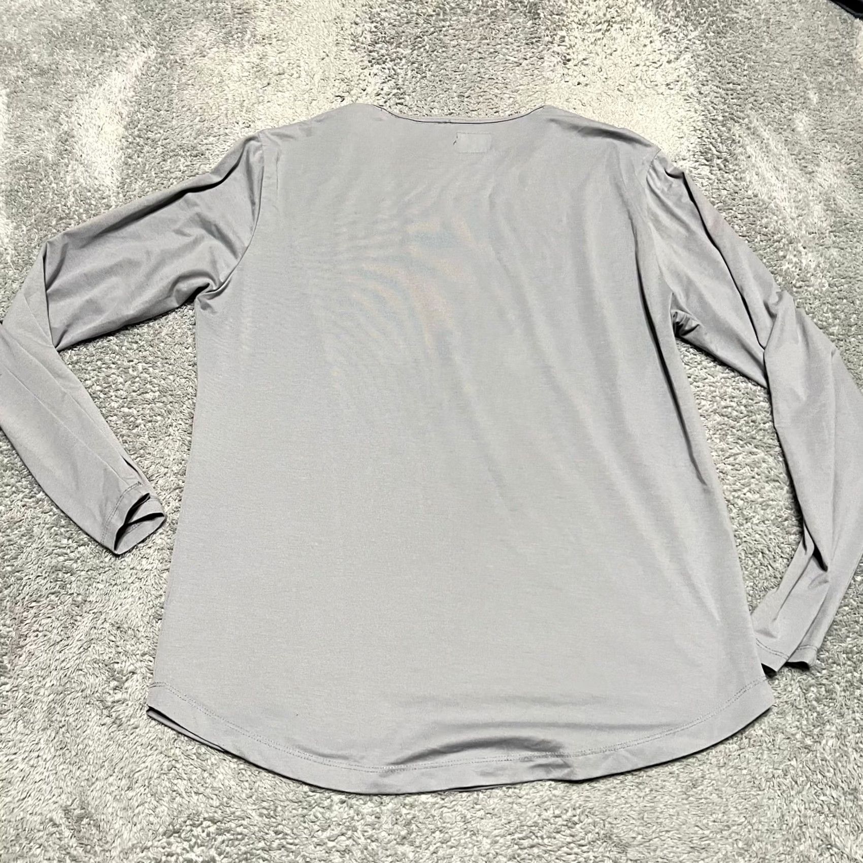 Cuts Cuts Shirt Mens XL Gray Curve Hem Crew Performance Long Sleeve Size US XL / EU 56 / 4 - 4 Thumbnail
