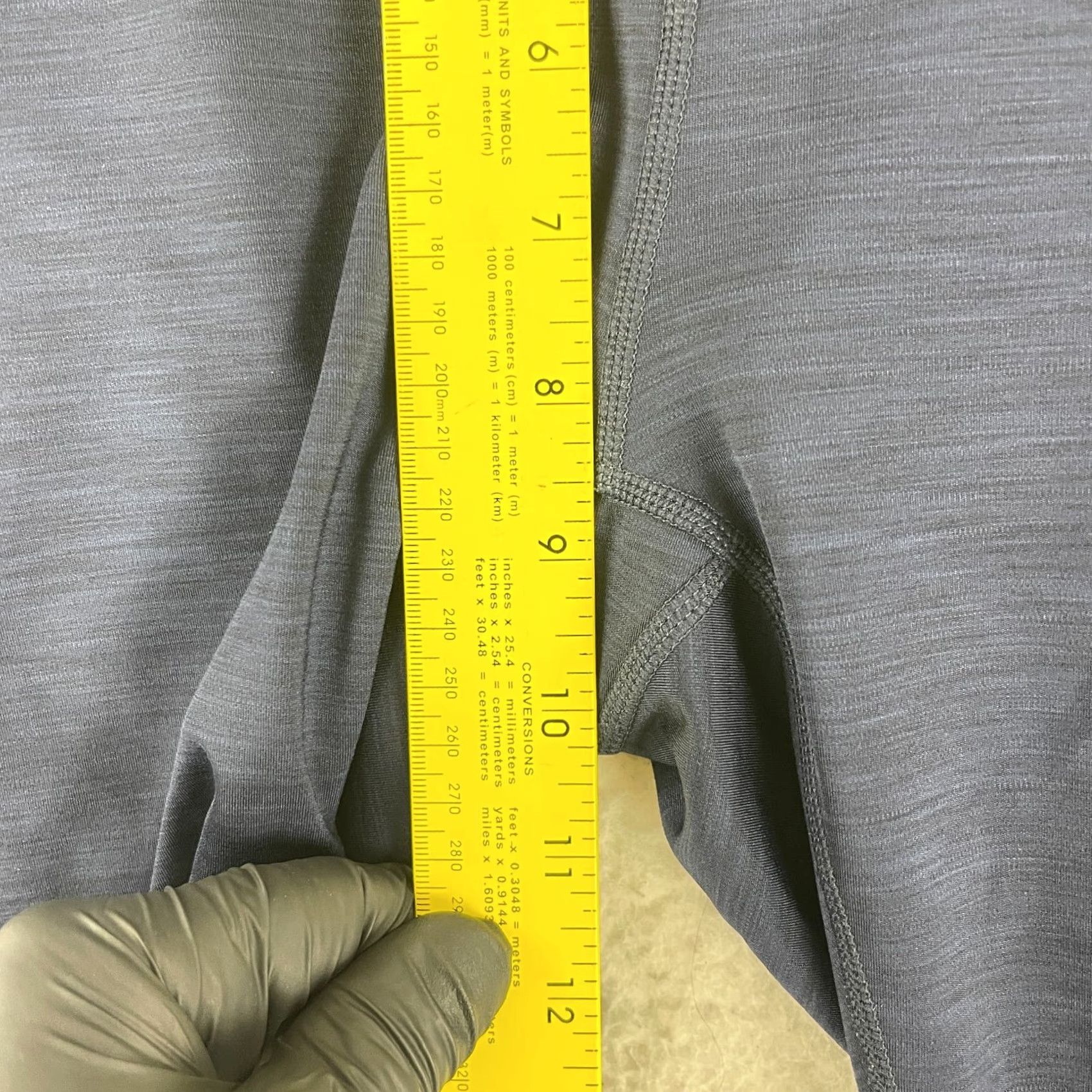 Athleta Athleta Blue Colorblock Sonar Capri Legging Womens Medium Size 29" - 7 Thumbnail