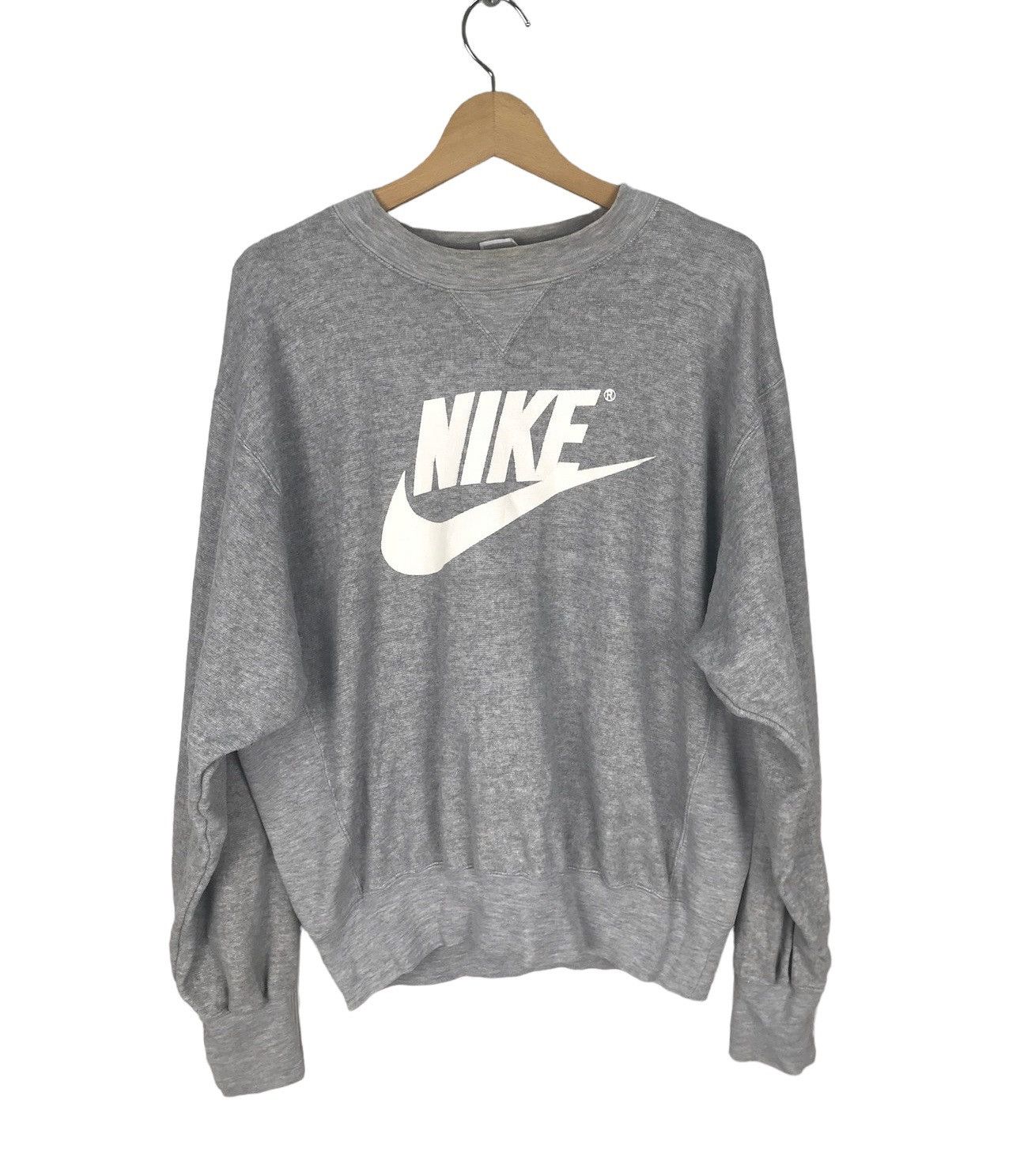 Vintage 90s NIKE SILVER TAG Swoosh Sweatshirt