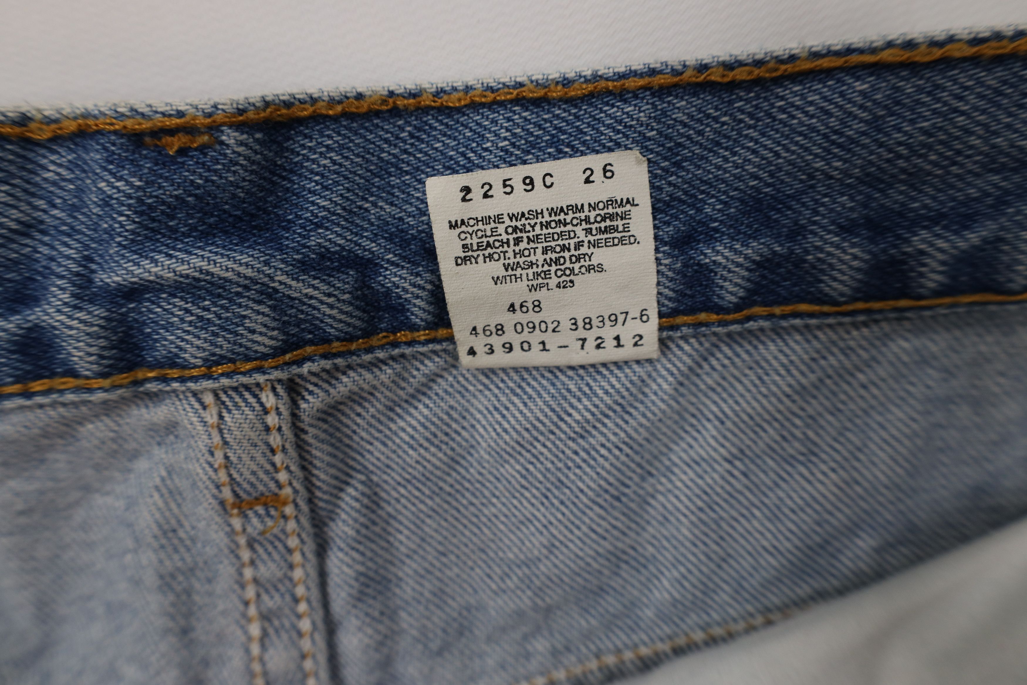 Levi's Vintage Y2K 2002 Levis 468 Relaxed Straight Leg Jeans Blue Size US 36 / EU 52 - 9 Thumbnail