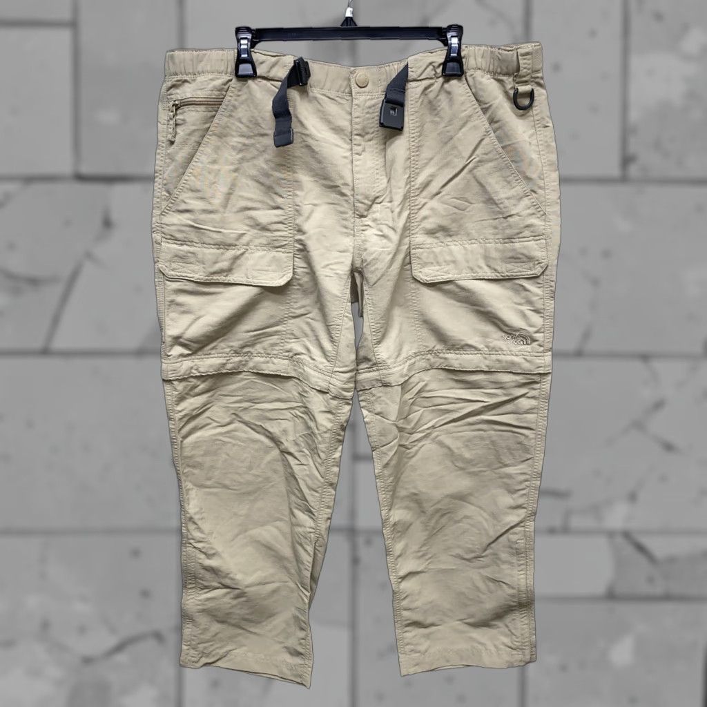 The North Face The North Face Pants Hiking Men's XL Beige Nylon Convertible Regular 29in Size US 36 / EU 52 - 1 Thumbnail
