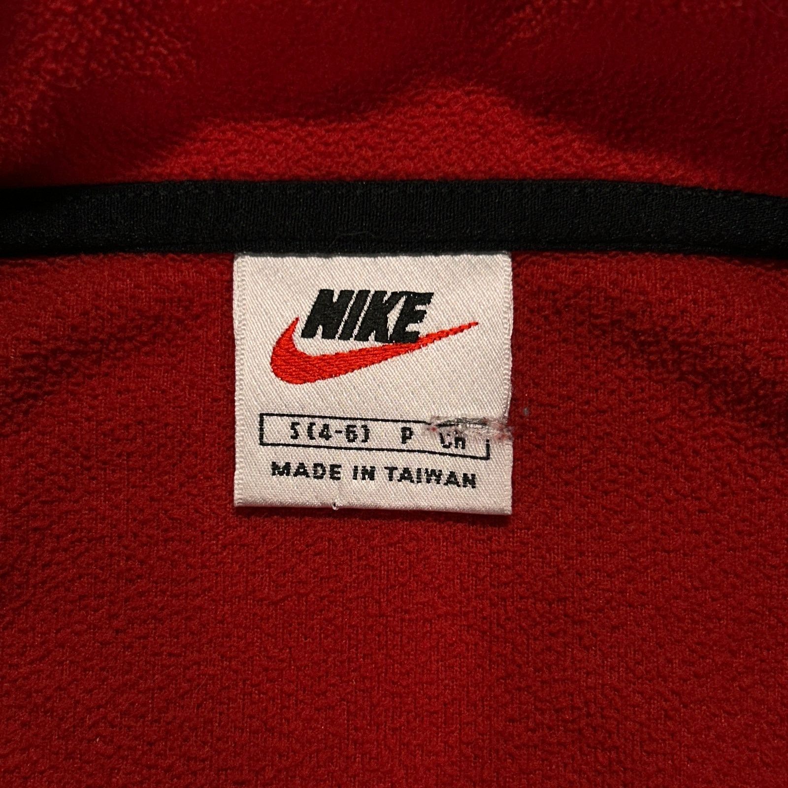 Nike VTG 90s Nike red fleece quarter zip active pullover wms S Size S / US 4 / IT 40 - 6 Thumbnail