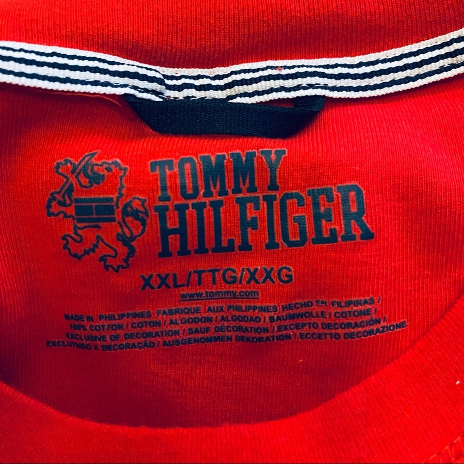 Tommy Hilfiger Tommy Hilfiger red basic tee Size US XXL / EU 58 / 5 - 4 Thumbnail