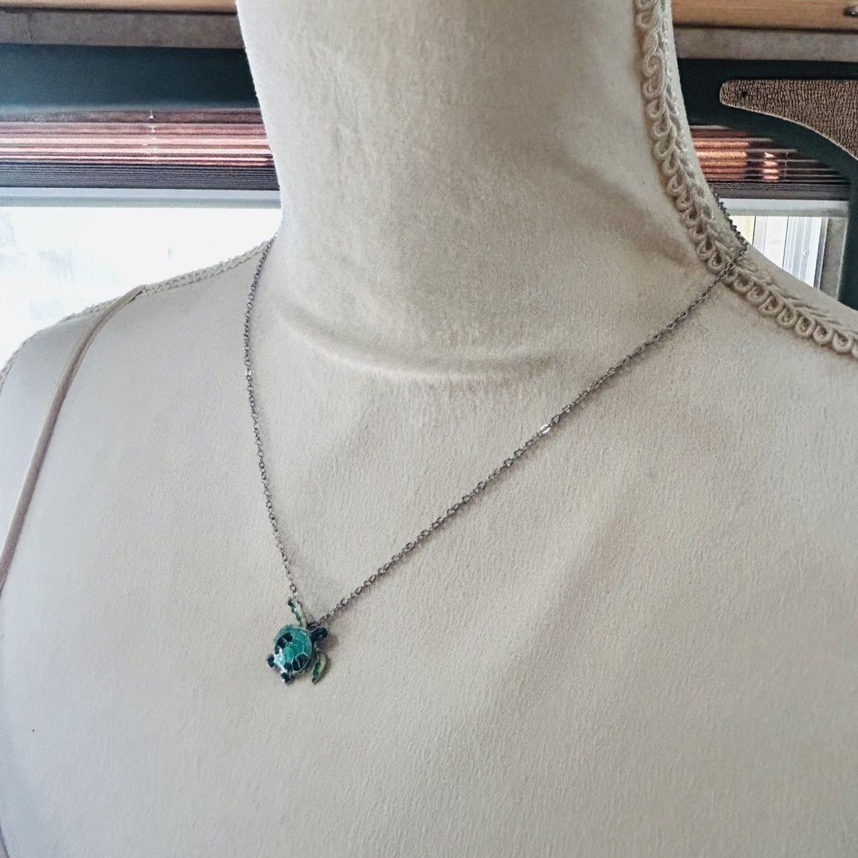 Vintage Handcrafted vintage cloisonné enamel turtle necklace Size ONE SIZE - 3 Thumbnail