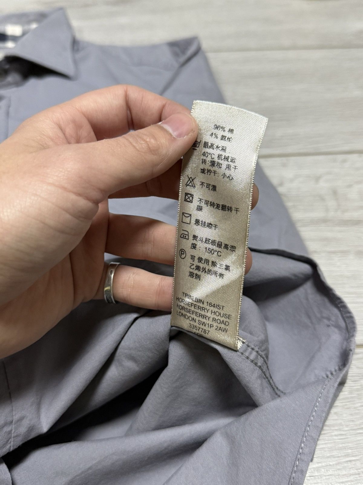 Burberry Burberry nova check shirt buttons Size US L / EU 52-54 / 3 - 11 Thumbnail