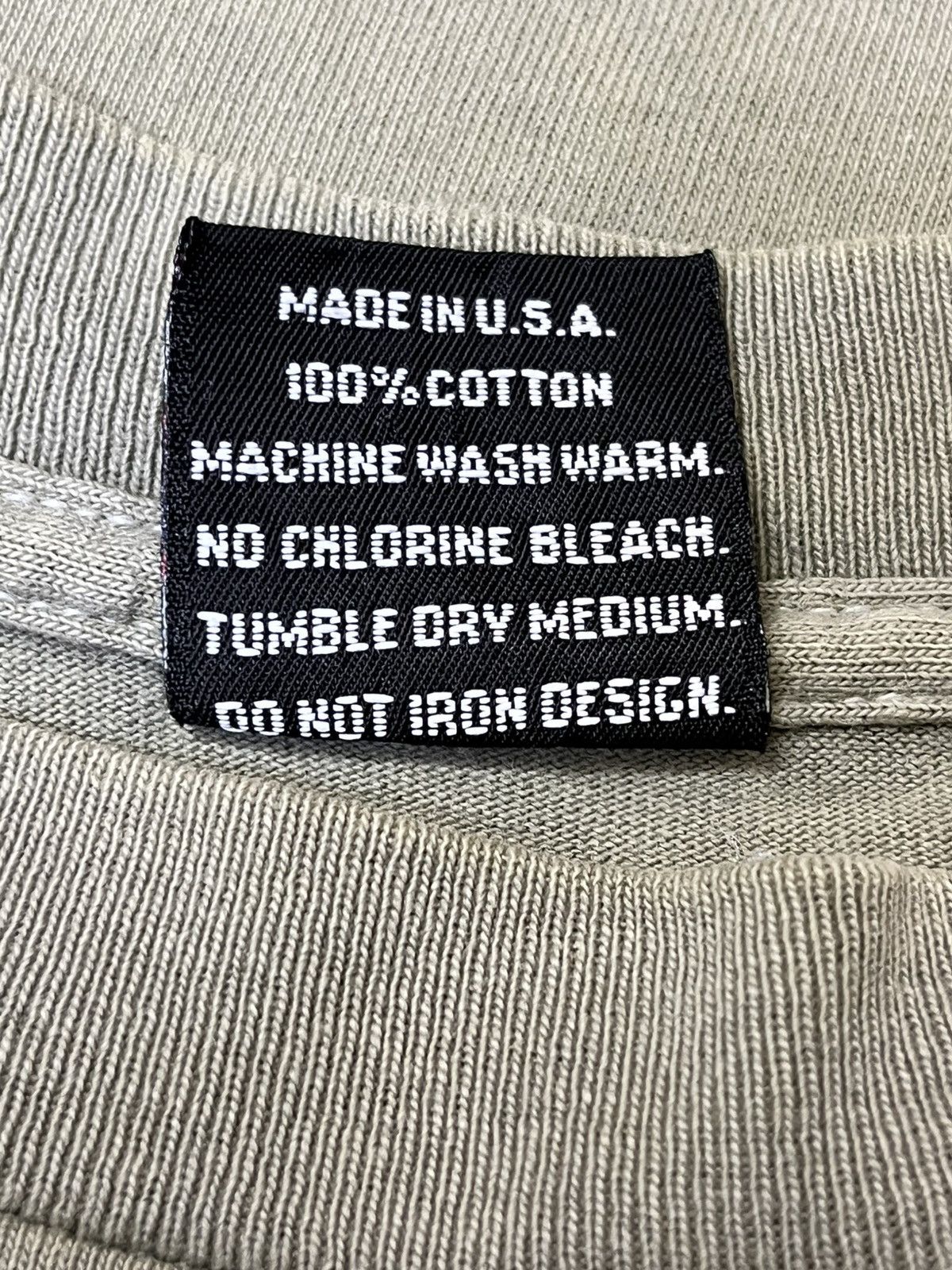 Japanese Brand Vintage 90s japanese CGD distressed tee shirt Size US XS / EU 42 / 0 - 11 Thumbnail