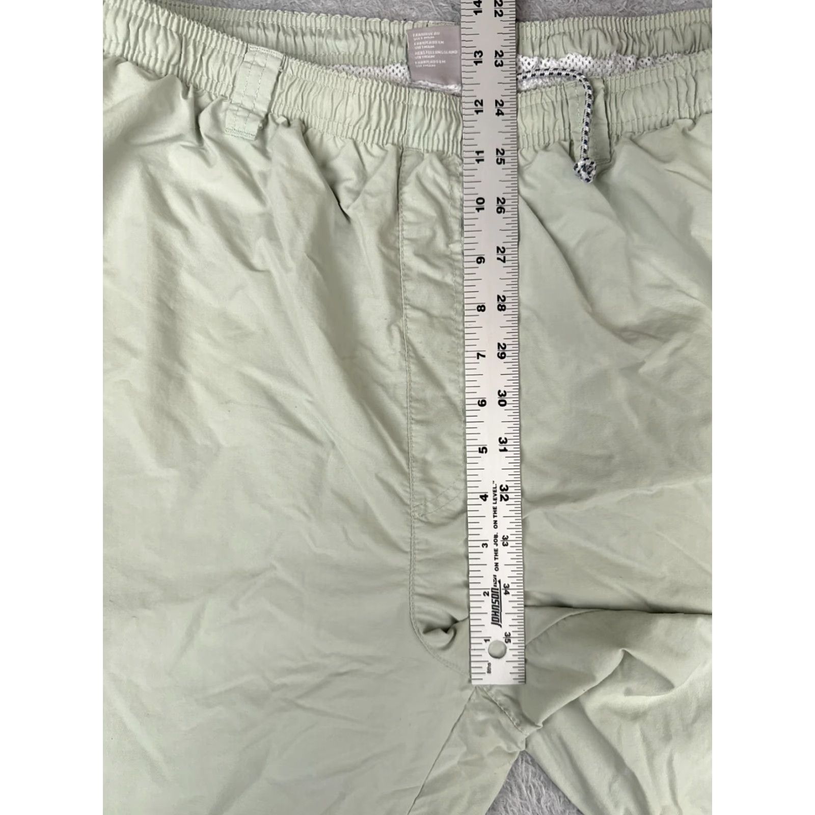 Vintage Columbia Men Shorts Outdoor Green PFG Nylon Omni-Shade Casual Cargo Pocket 8 in Inseam XL Regular Size US 36 / EU 52 - 7 Thumbnail